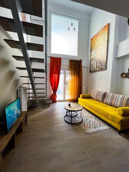 Apartmán Escala Luxury Loft 2 In The Center &Free Parking Volos Exteriér fotografie